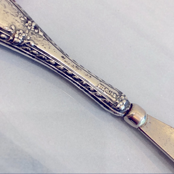 Vintage Sterling Silver Shoe Horn with Flower Motif - Picture 4 of 11